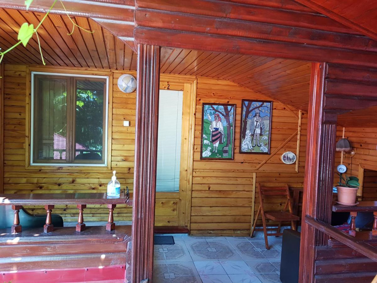 Casa Simona Două Mai Exterior foto