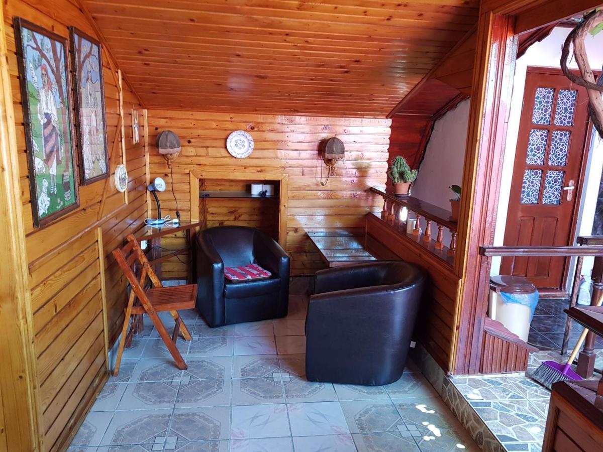 Casa Simona Două Mai Exterior foto