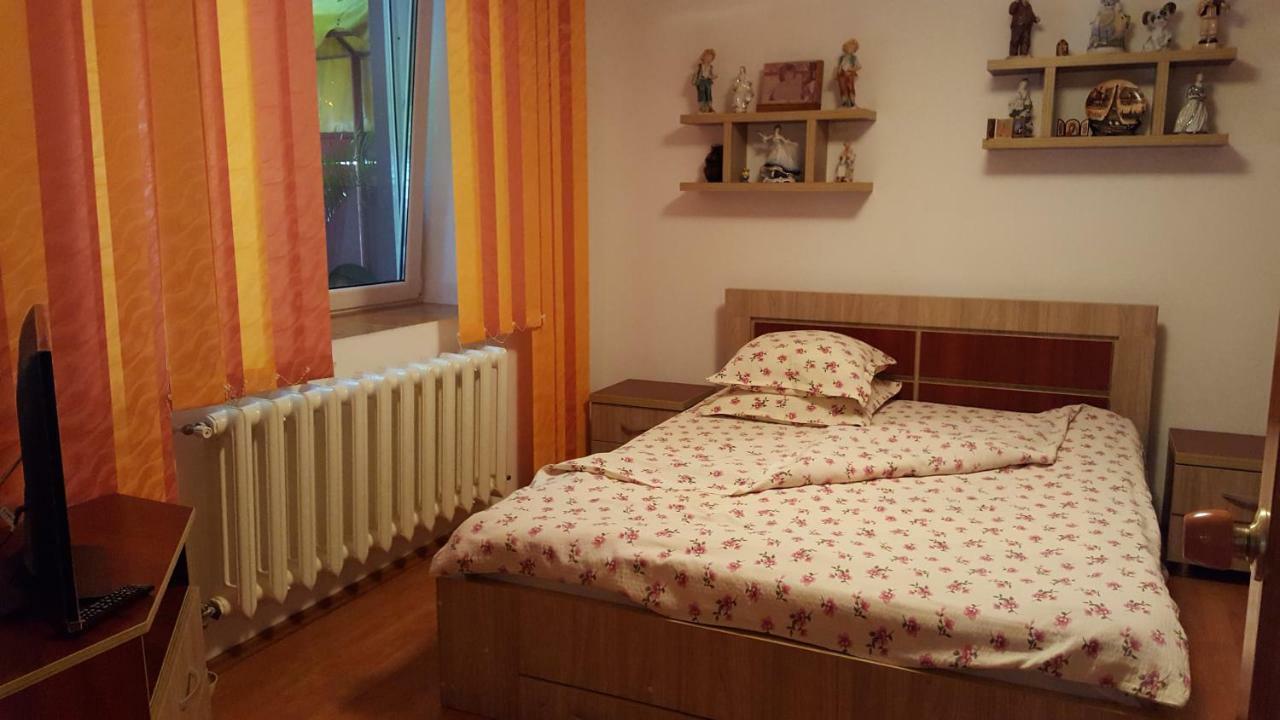 Casa Simona Două Mai Exterior foto